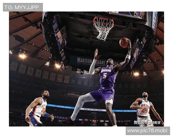 突发变阵！湖人下半场换海斯首发 艾顿遭遇膝伤退出本场比赛